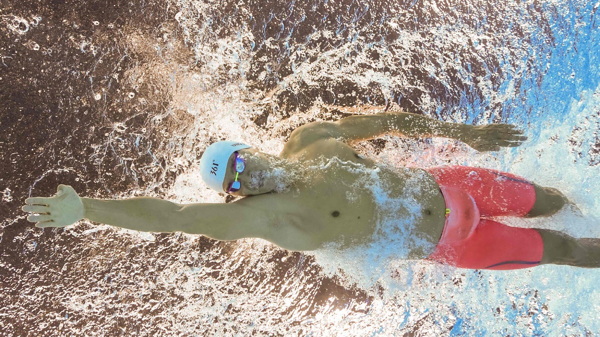 澳大利亚橄榄球赛事吸引全球观众，体育市场新机遇，澳大利亚橄榄球运动员